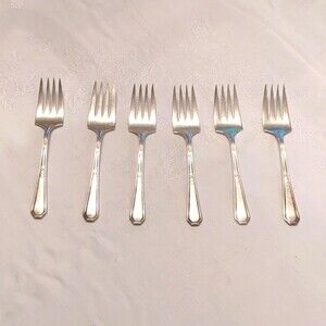 Wm Rogers & Son AA Silverplate 6 salad or dessert forks Mayfair 1923